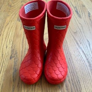 Hunter Red Sea Dragon boots